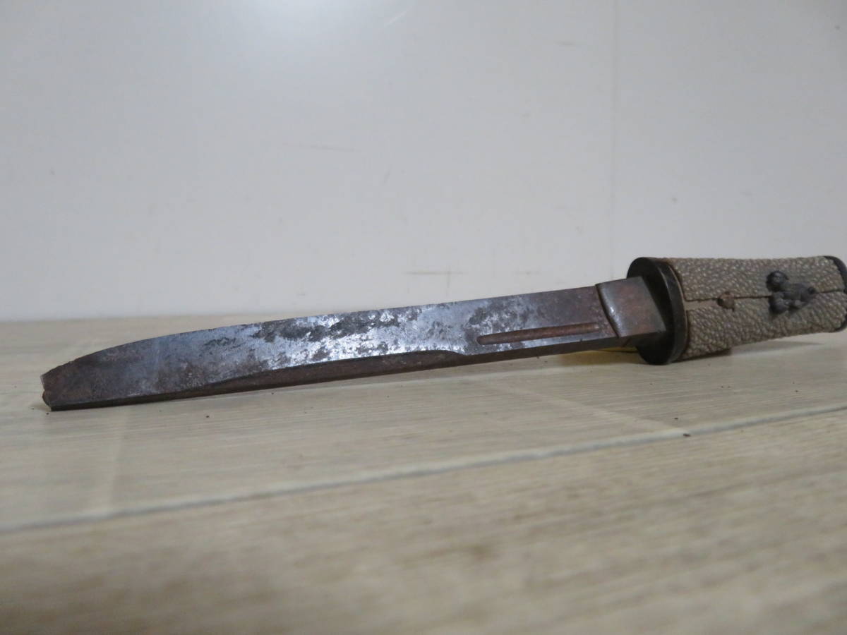 旧家蔵出し品 鍔 刀装具 骨董品 詳細不明 追加画像有り 鍔 骨董 刀
