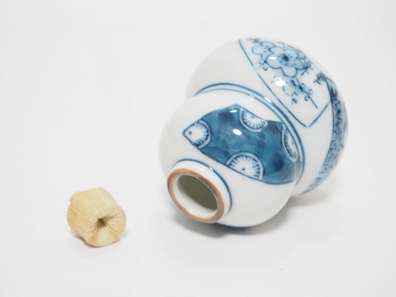 A0960 洞華 作 染付 振出 茶巾筒 セット ☆ 茶道具 茶器 抹茶道具 抹茶