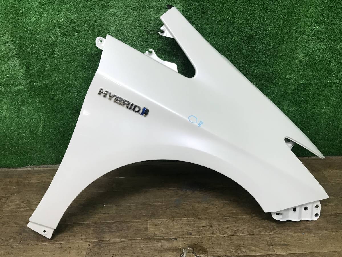 プリウス 純正 DAA-ZVW30 前期 ZVW30 右 管0776-1 | ドア 安い