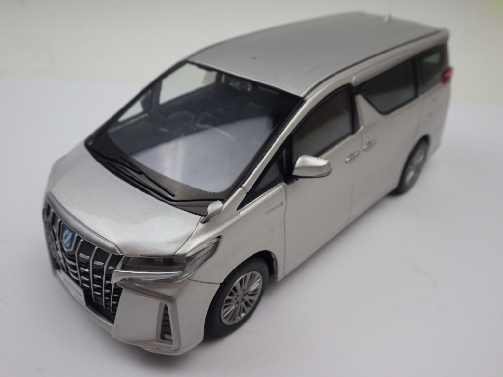 1⁄30 トヨタ アルファード | ALPHARD ミニカー カラーサンプル 後期