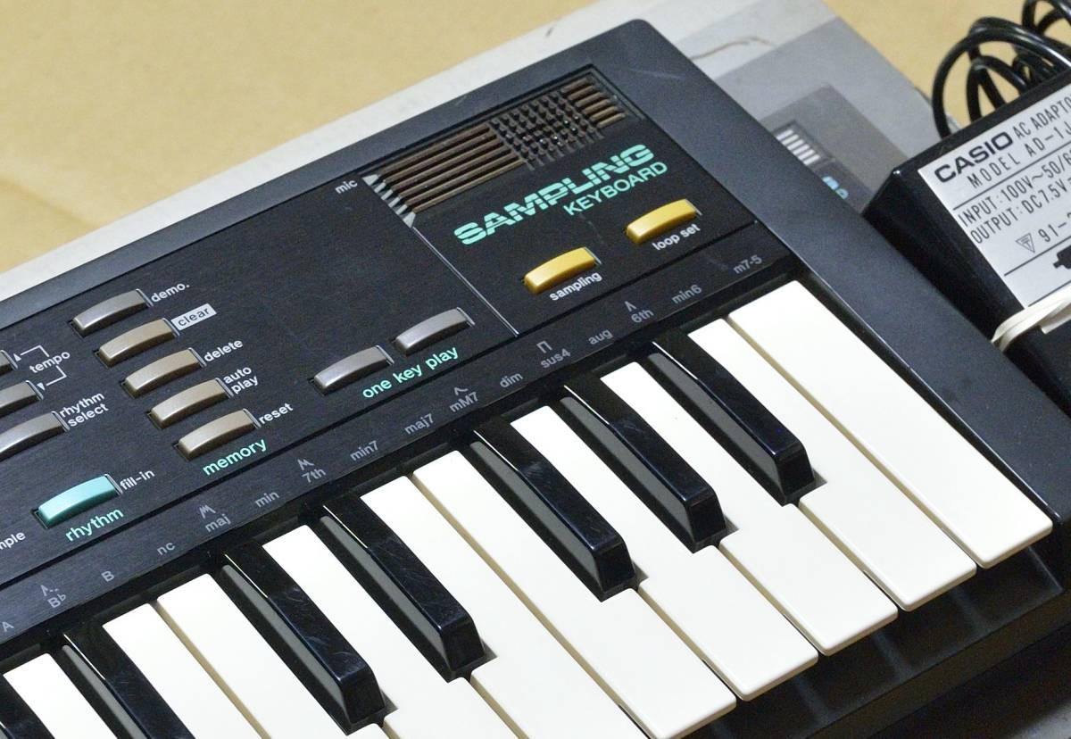CASIO SK-1 サンプリング キーボード + 専用電源アダプター