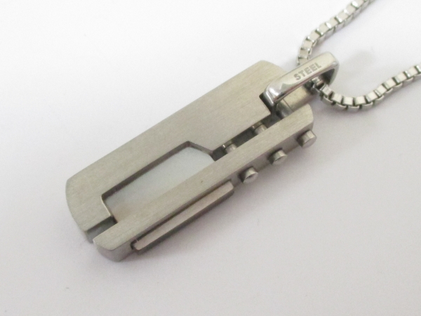 ディーゼル ネックレス ステンレススチール シルバー DIESEL