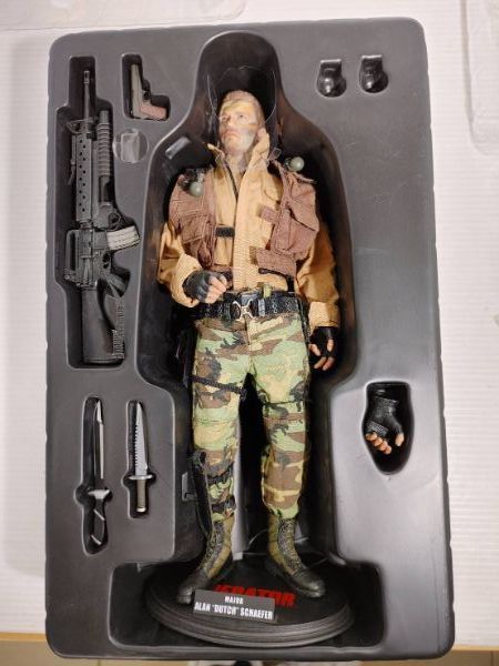 ☆67 HOTTOYS アラン・ダッチ・シェイファー少佐 1/6スケール