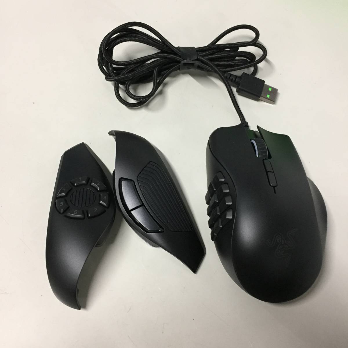 純正公式 □RAZER NAGA TRINITY ゲーミングマウス レーザー PC 周辺