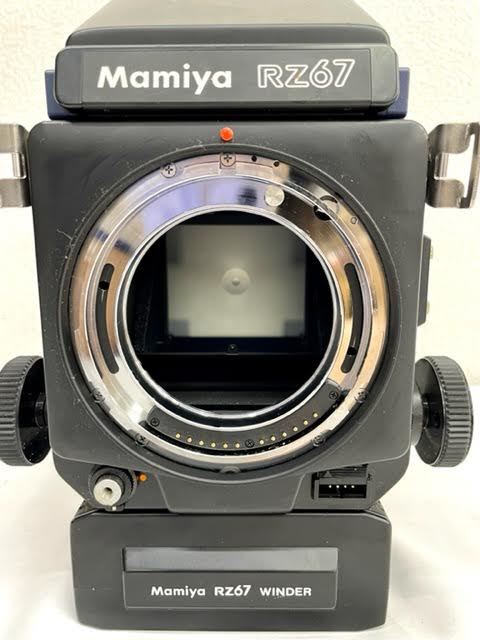 Mamiya RZ67 Pro | AE Prism Finder & 65mm 1⁄4 Lens – Brooklyn