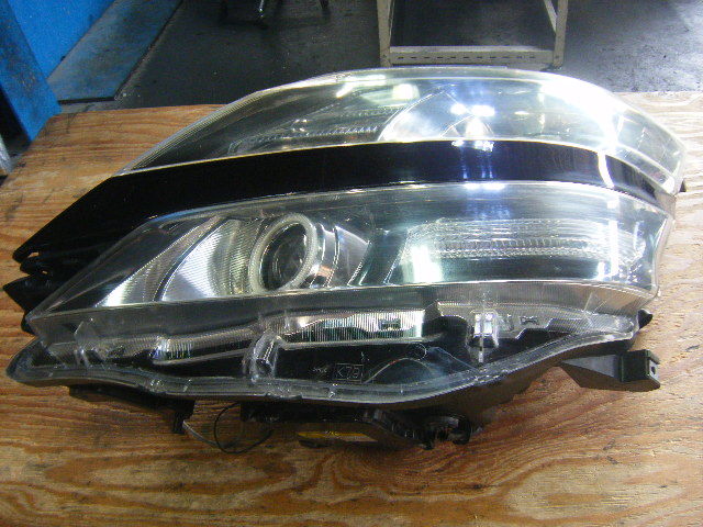 平成22年 ヴェルファイア DBA-ANH20W 純正 HID 左ヘッドライト