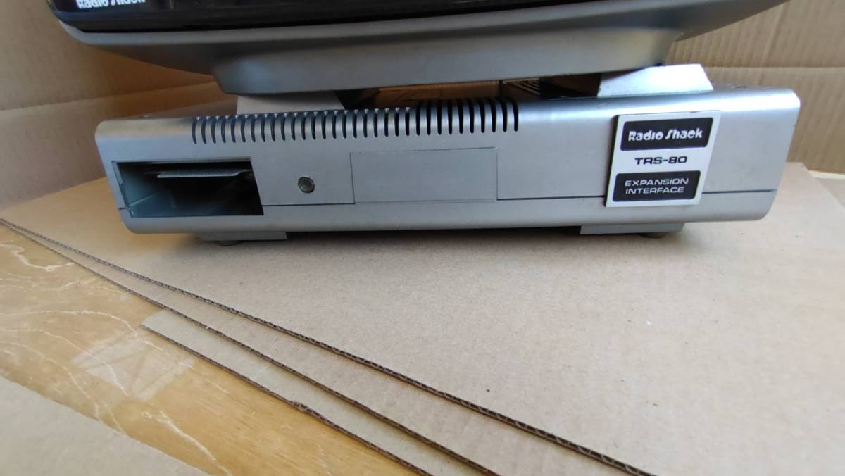 TRS-80 パソコン Shack Data Terminal TRS-80のその後｜kzn