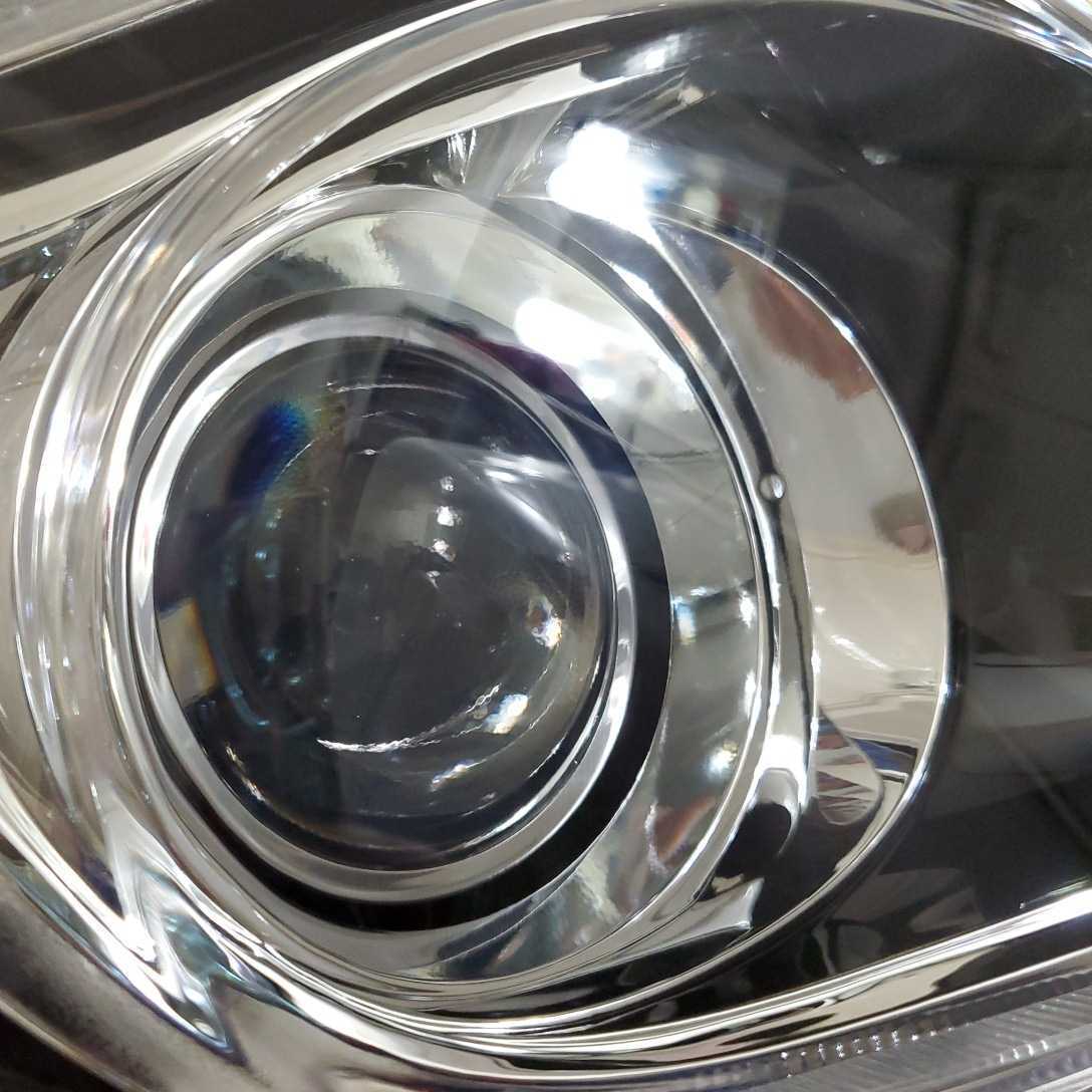 エスクァイア 前期 右ヘッドライト LED 破損なし トヨタ エスクァイア