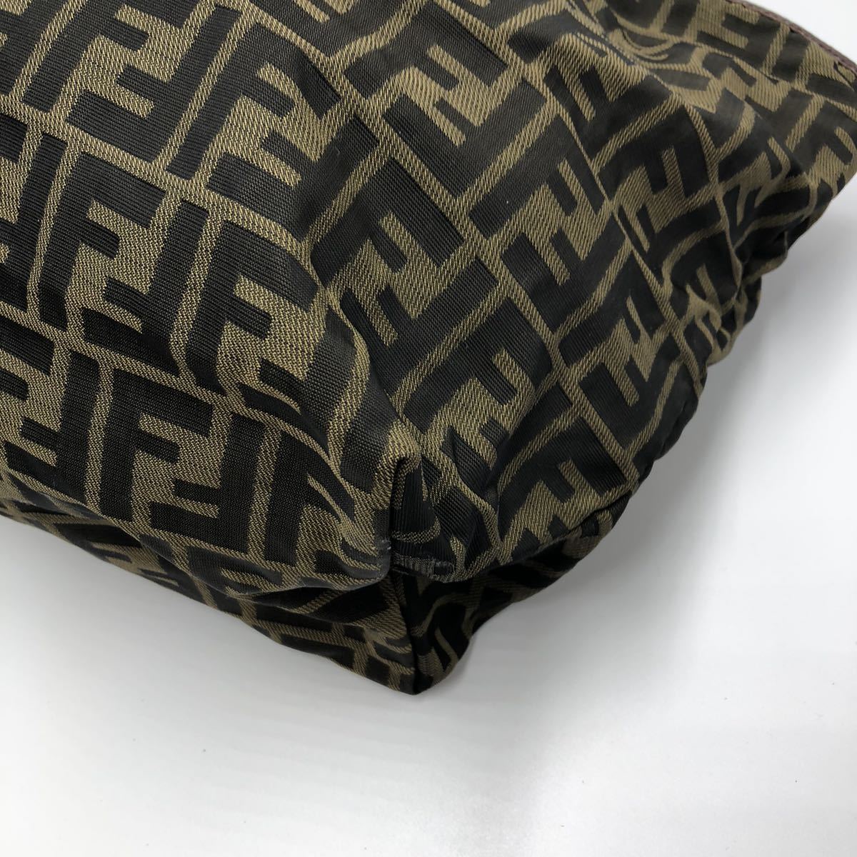 フェンディ トートバッグ FENDI レディース ■ ボストンバッグ 1円『極美品』 FENDI トートバッグ 大容量 ズッカ 肩がけ フェンディ ハンドバッグ ブラウン キャンバス レザー ポーチ付き 軽量 