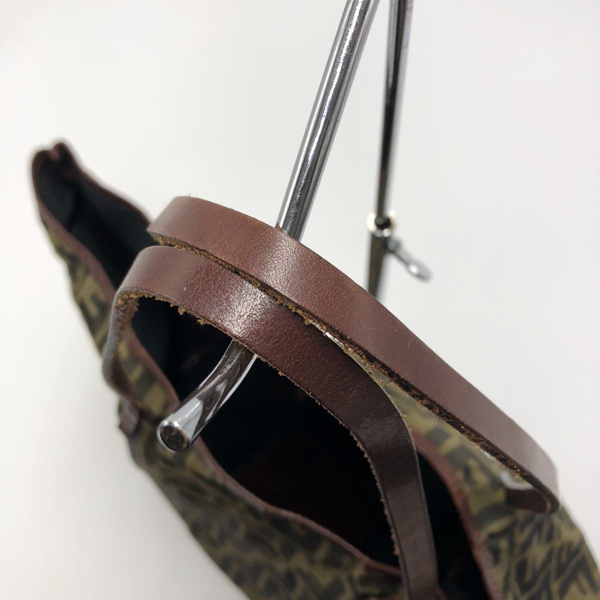 フェンディ トートバッグ FENDI レディース ■ ボストンバッグ 1円『極美品』 FENDI トートバッグ 大容量 ズッカ 肩がけ フェンディ ハンドバッグ ブラウン キャンバス レザー ポーチ付き 軽量 