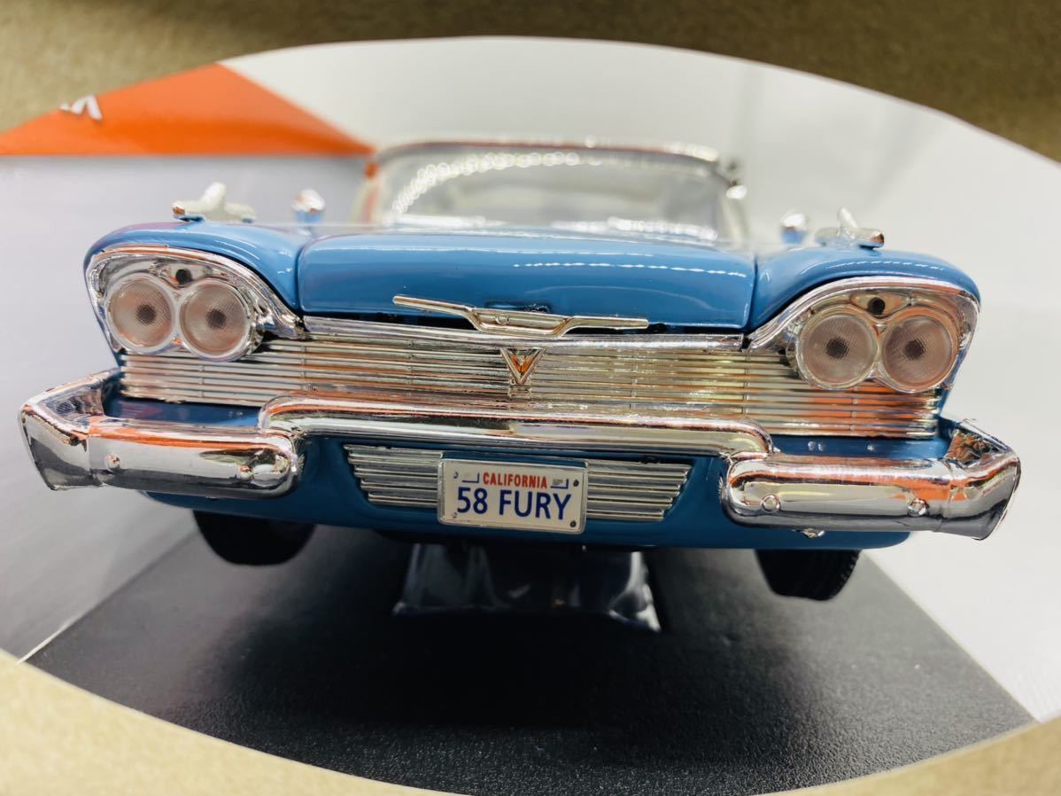 おもちゃ 1957年プリムス フューリー 1/18 ミニカー