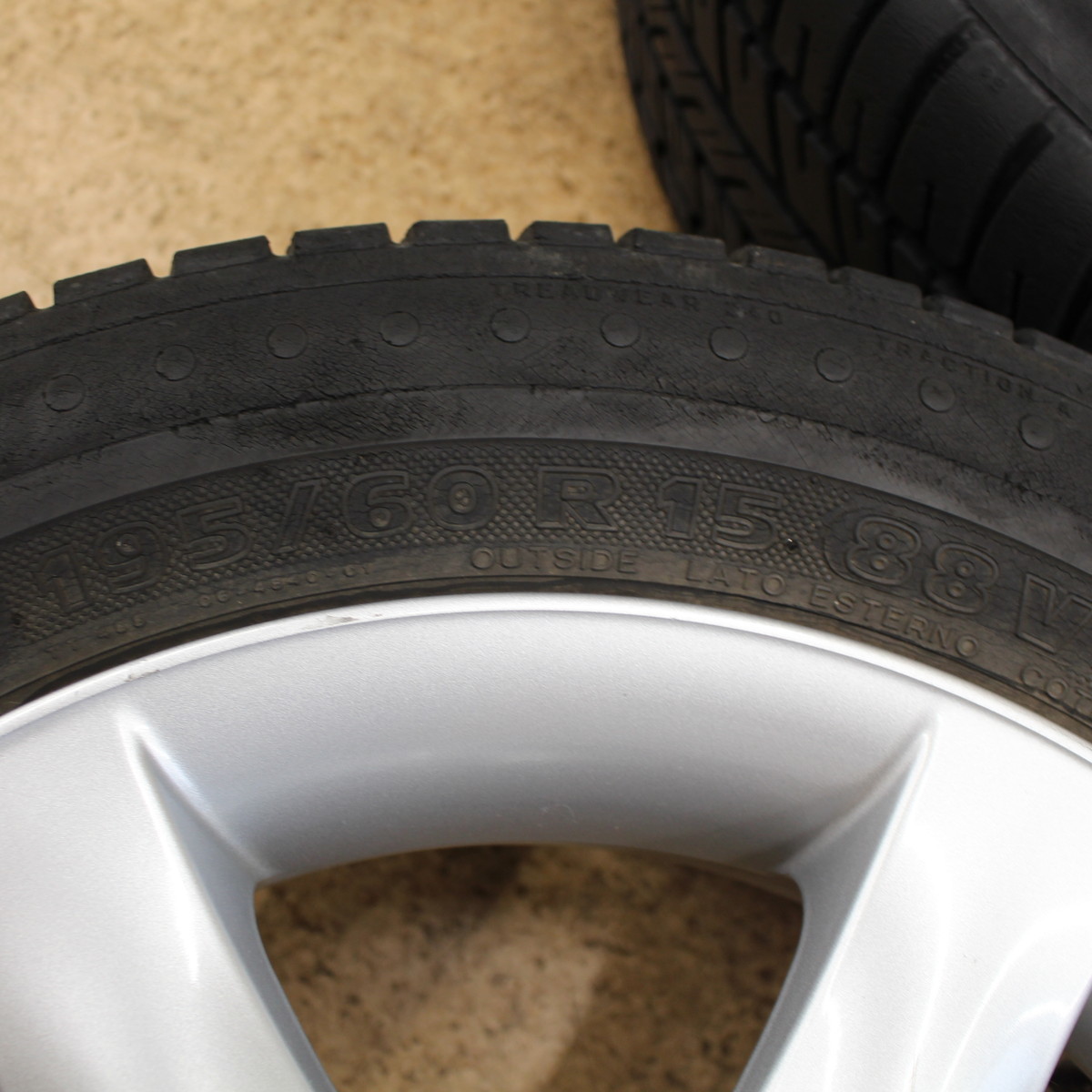 TOYOTA トヨタ カローラフィールダー 純正 15インチ 6J+45 PCD100 
