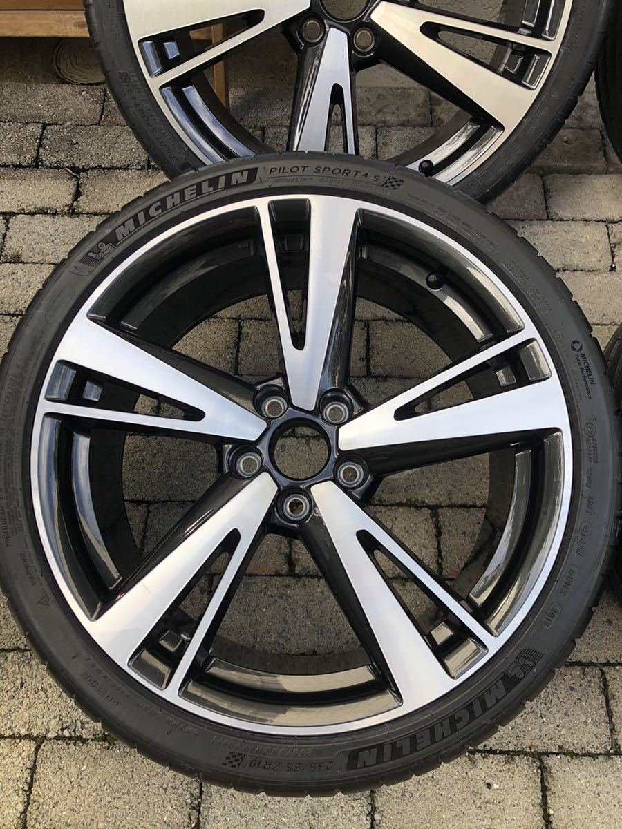 別に 軽量 アウディ RS3 BBS オプションホイール タイヤ255/30R19 235/35R19