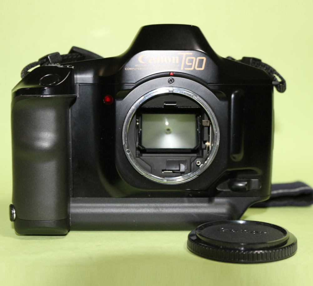 [878]Canon T90 ＋ FD50mm F1.4+専用レリース+ オリジナル取扱説明書付、T-90箱付 ★マイコレクションからの出品です。★超美品！ 50mm Canon FD &amp; F1.8 (その１
