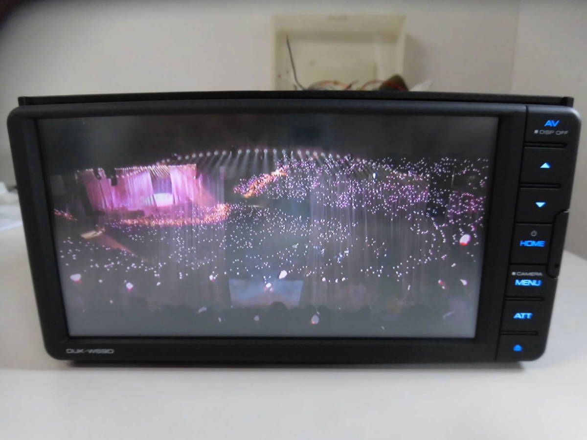 N2162 ダイハツ DAIHATSU 純正 KENWOOD DVD/USBチューナー DUK-W69D