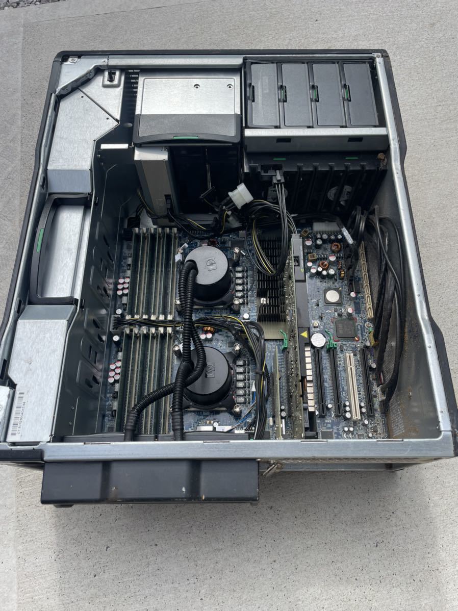 HP Workstation Z800 水冷式 Xeon-X5650-2基@2.66-3.06GHz 12コア24
