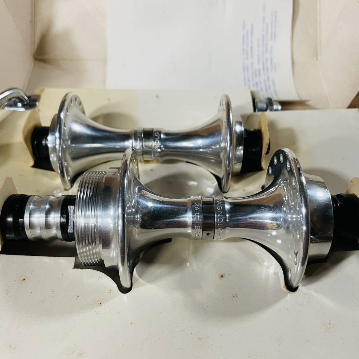 Campagnolo CROCE D'AUNE SOTTOGRUPPO MOZZI カンパニョーロ ハブ 32