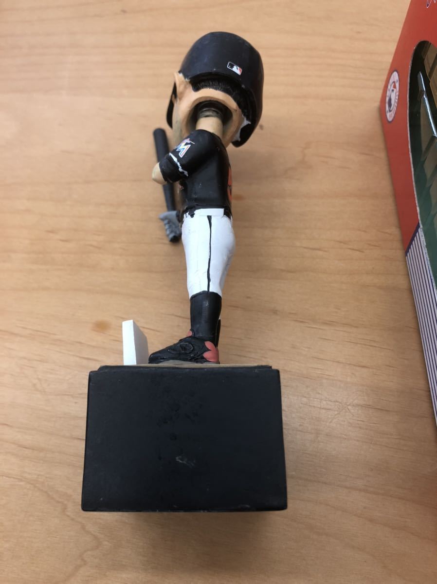 □TIRE KINGDOM イチロー 首振り人形 MARLINS 2016 BOBBLEHEAD 野球