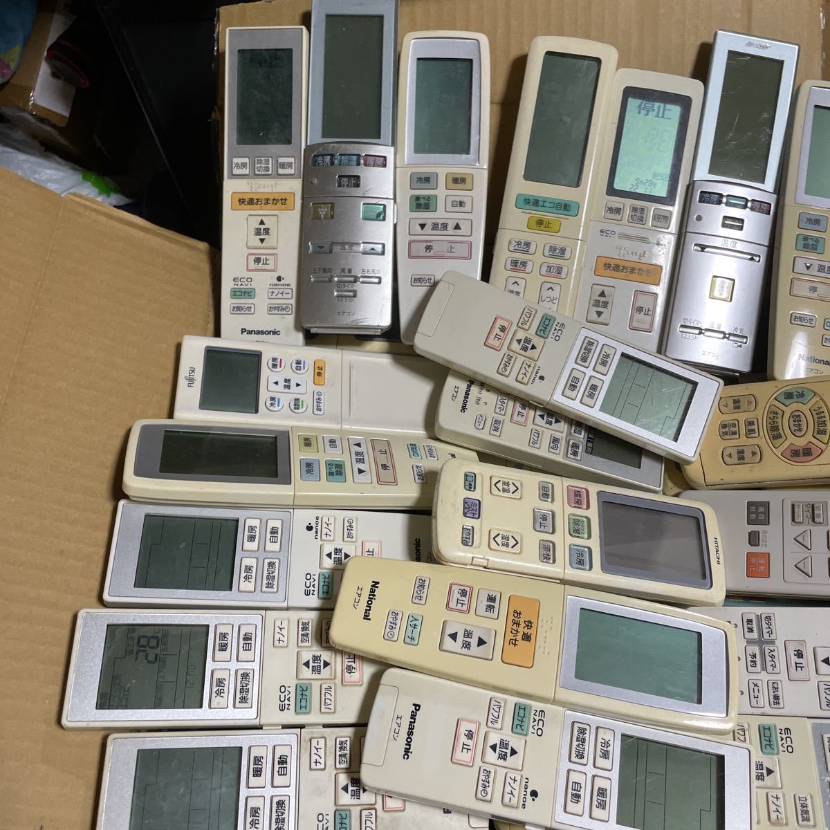 冷暖房・空調 エアコンリモコンまとめ売り240本ジャンク品