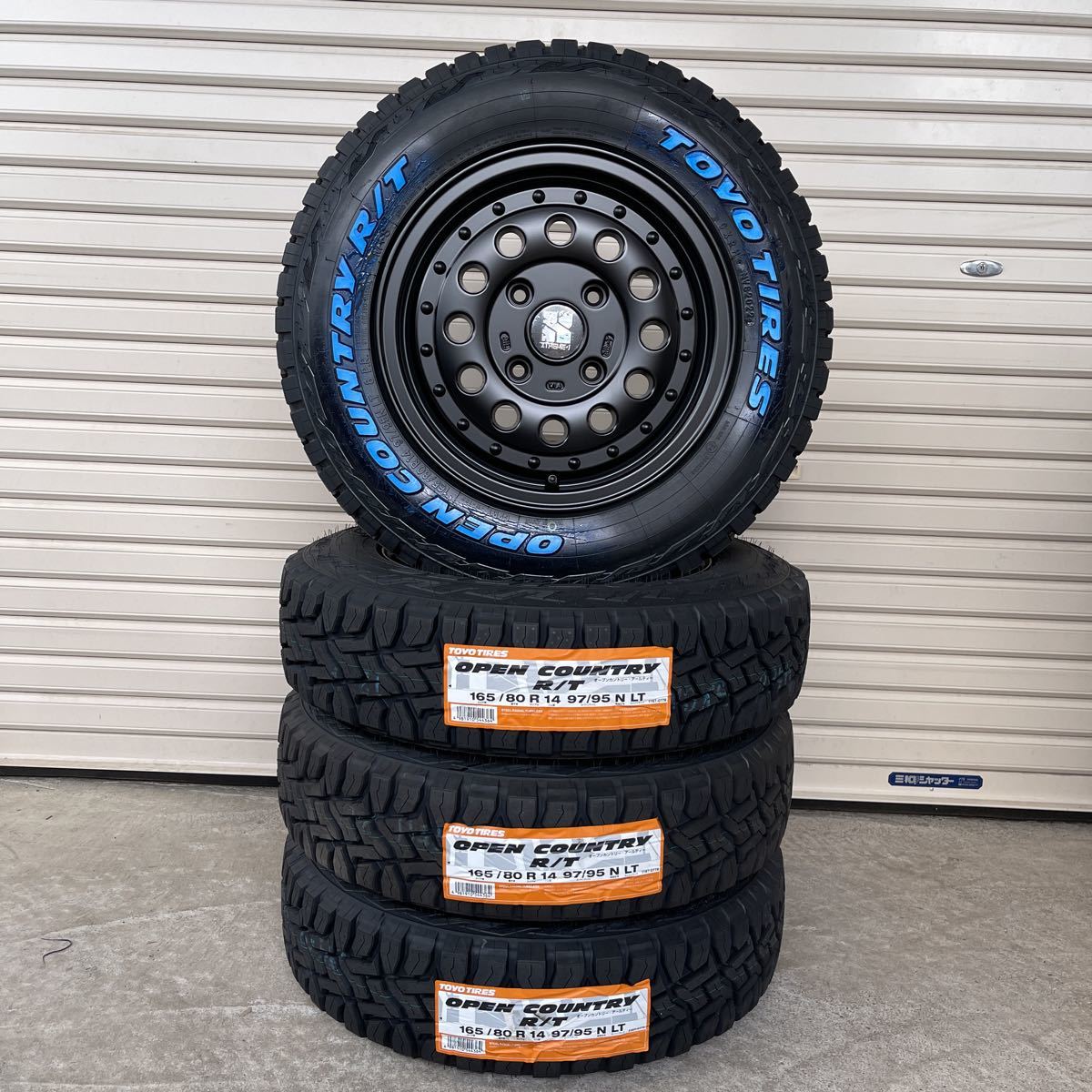 TOYOオープンカントリーRT 165/80R14 XTREME-J RUGGED ラギッド