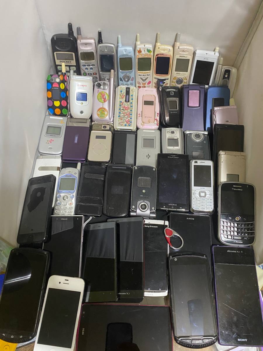 ジャンク】ガラケー スマホ いろいろ まとめ売り 50台セット 部品取り
