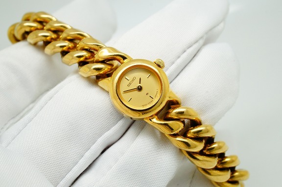 I141○作動良好 SEIKO セイコー 金文字盤 ラウンド型 1E20-0080 