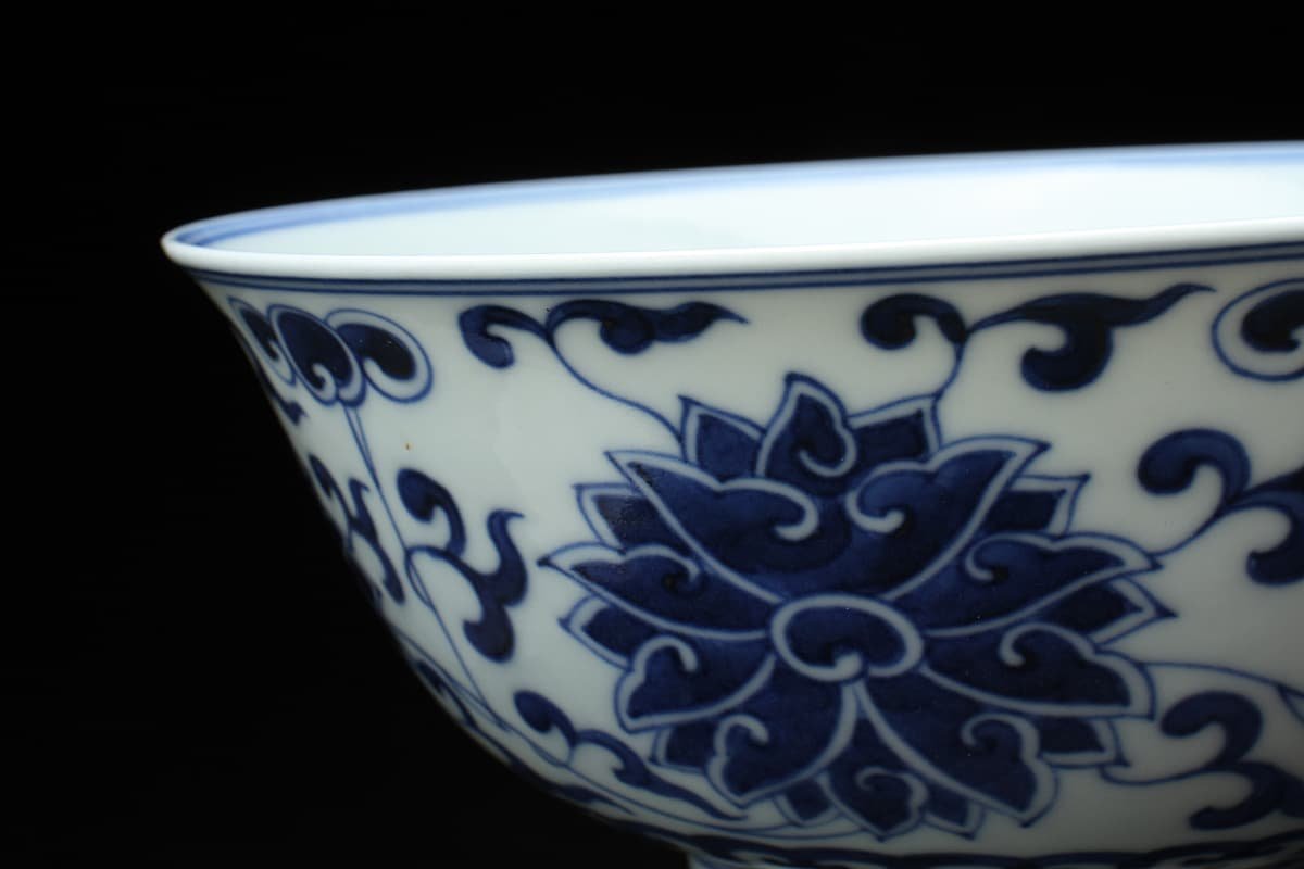 EF594 青花纏枝蓮紋碗 外径15.6cm 重275g 大清同治年製・青華花唐草文