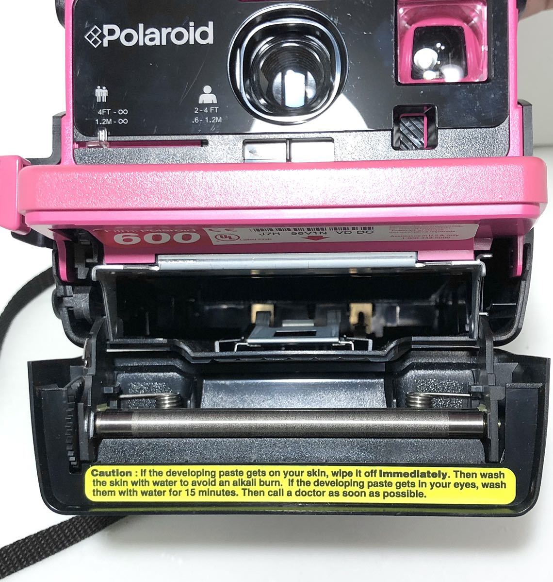 動作未チェック【Polaroidポラロイドカメラ《COOL CAM 600》黒×ホット