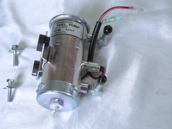 NISMO DATSUN　ブルーバード411　510　610 電磁ポンプ新品，，