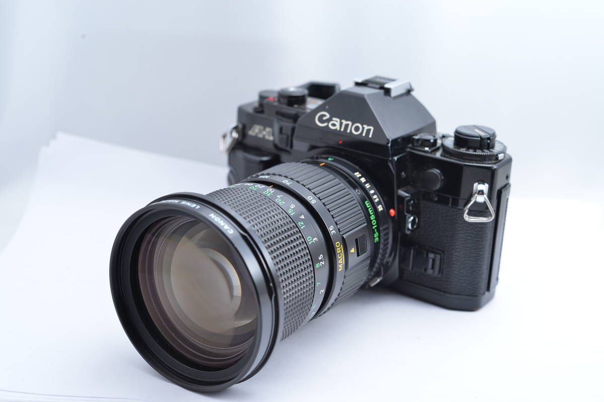 FD Canon 35-105mm F3.5 Zoom New CANON Lens MF - NFD f⁄3.5 LENS NEW 