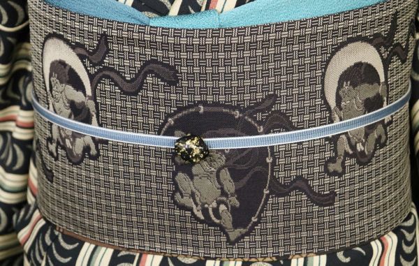 12316【秀品】正絹　菱屋六右衛門　風人雷神　リバーシブル半幅帯　小袋