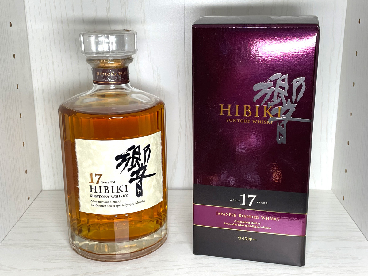 響 Hibiki ブレンデッドウイスキー 700ml 43% 響 Hibiki ブレンデッド