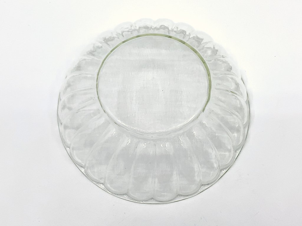○ 小澄正雄 型吹き硝子 ガラス鉢 菊型 直径15.6cm 現代作家 工芸作家