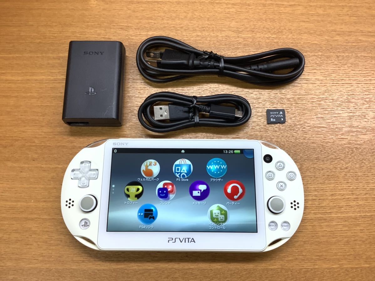 PSVita】美品 PCH-2000 本体 メモリーカード8GB 動作確認済 豊富な，お