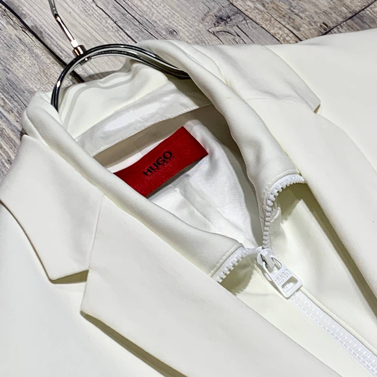 ☆流行のホワイト☆ヒューゴボス/HUGO BOSS/テーラードジャケット