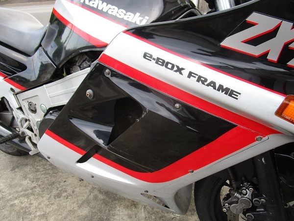 カワサキ ZX10 ZXT00B 昭和63年登録（1988年） 走行距離