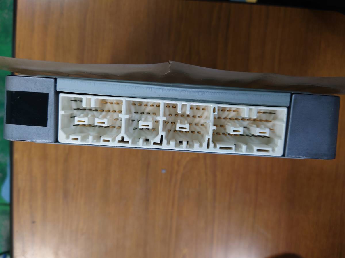 JZX100 ECU 前期 1JZ-GTE　チェイサー・マークⅡ・クレスタ　AT用 1JZ-GTE JZX100 チェイサー ルラーンG AT改ＭＴ用 パワステ