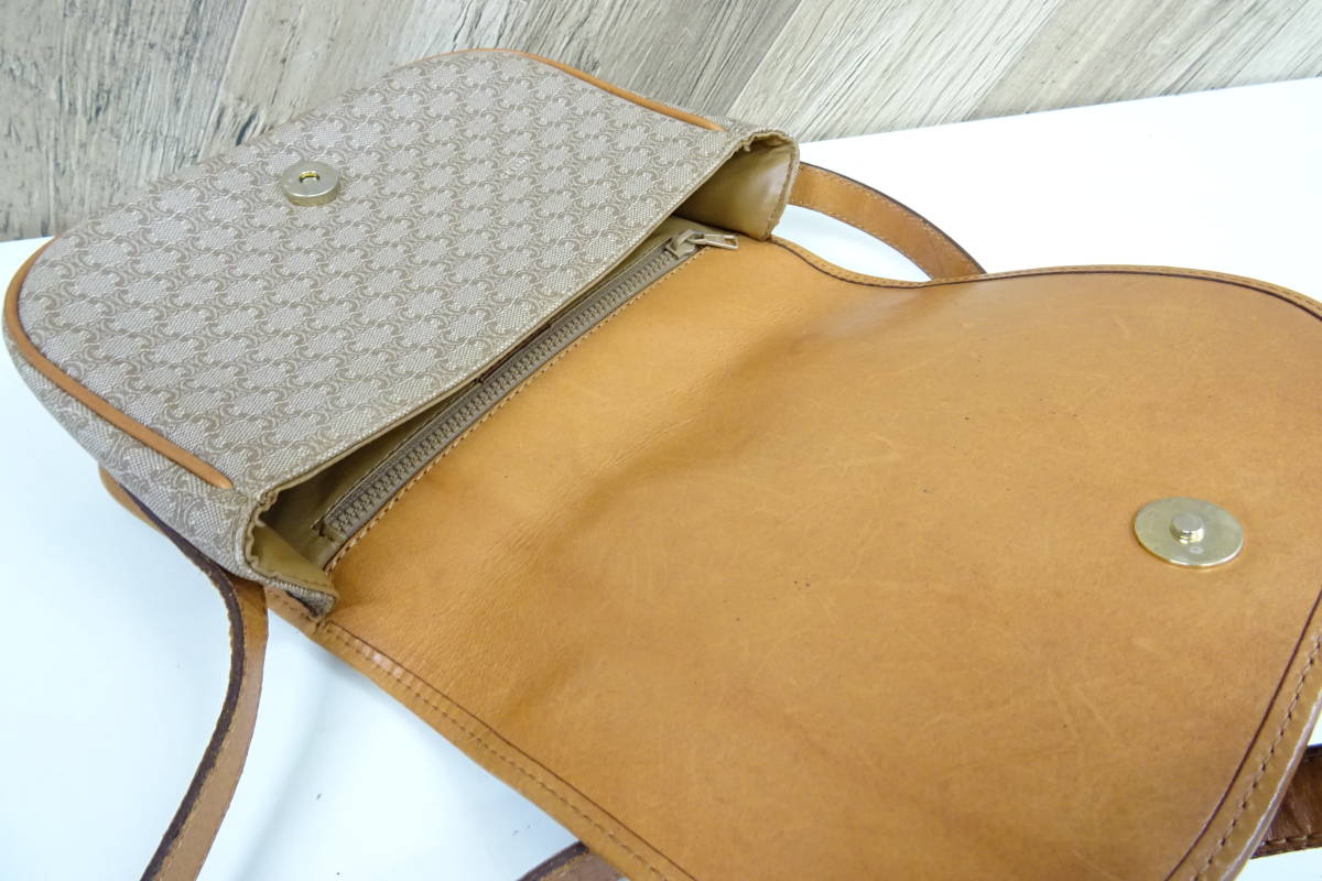 [横浜10021NN] CELINE セリーヌ マカダム柄 ショルダーバッグ M07 マカダム柄 CELINE セリーヌ オールドセリーヌ OLD CC柄