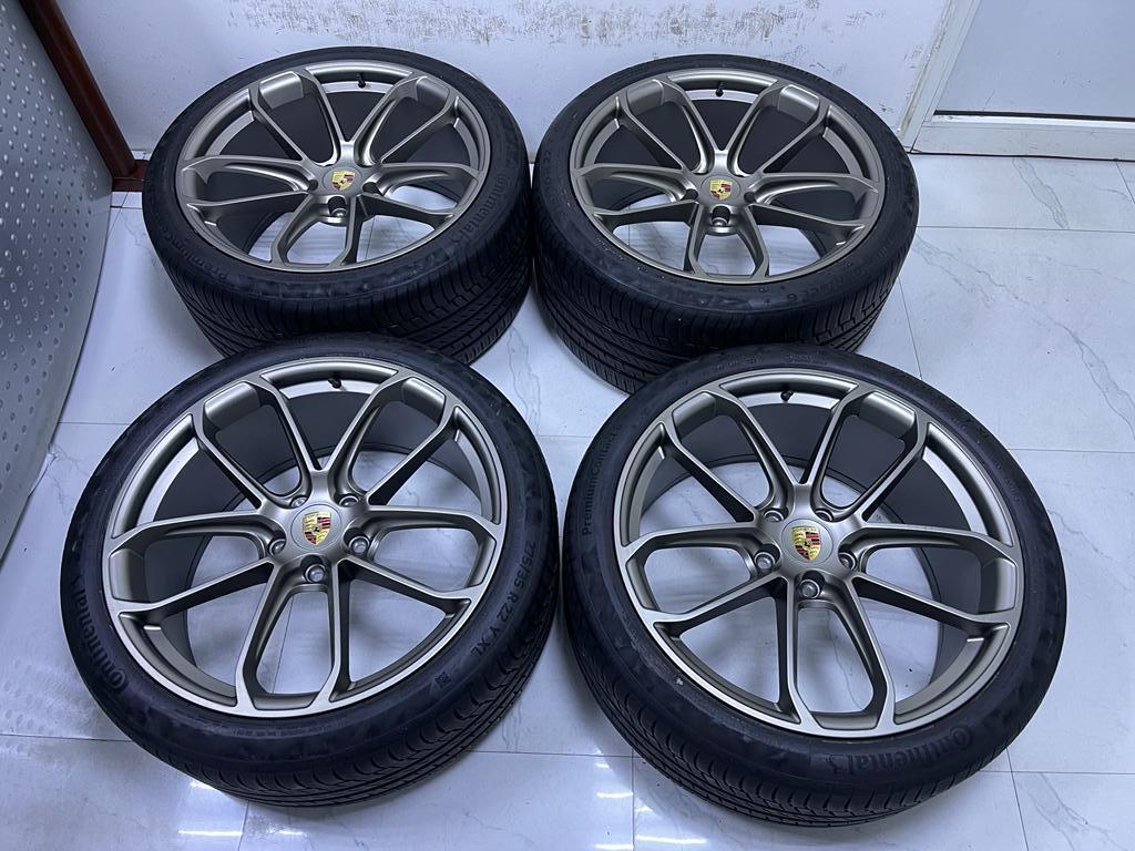 超高級品 ☆ポルシェ カイエン E3 9Y0 Turbo GT 純正22インチホイール4