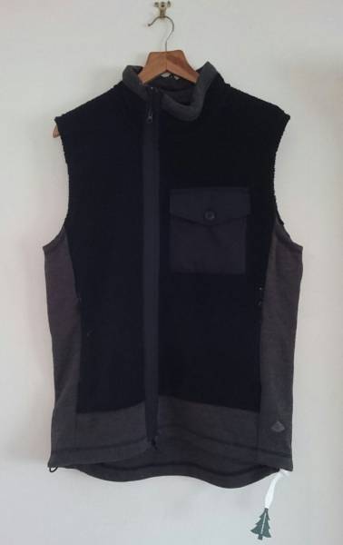 新品 Mountain Research Pile Vest XL
