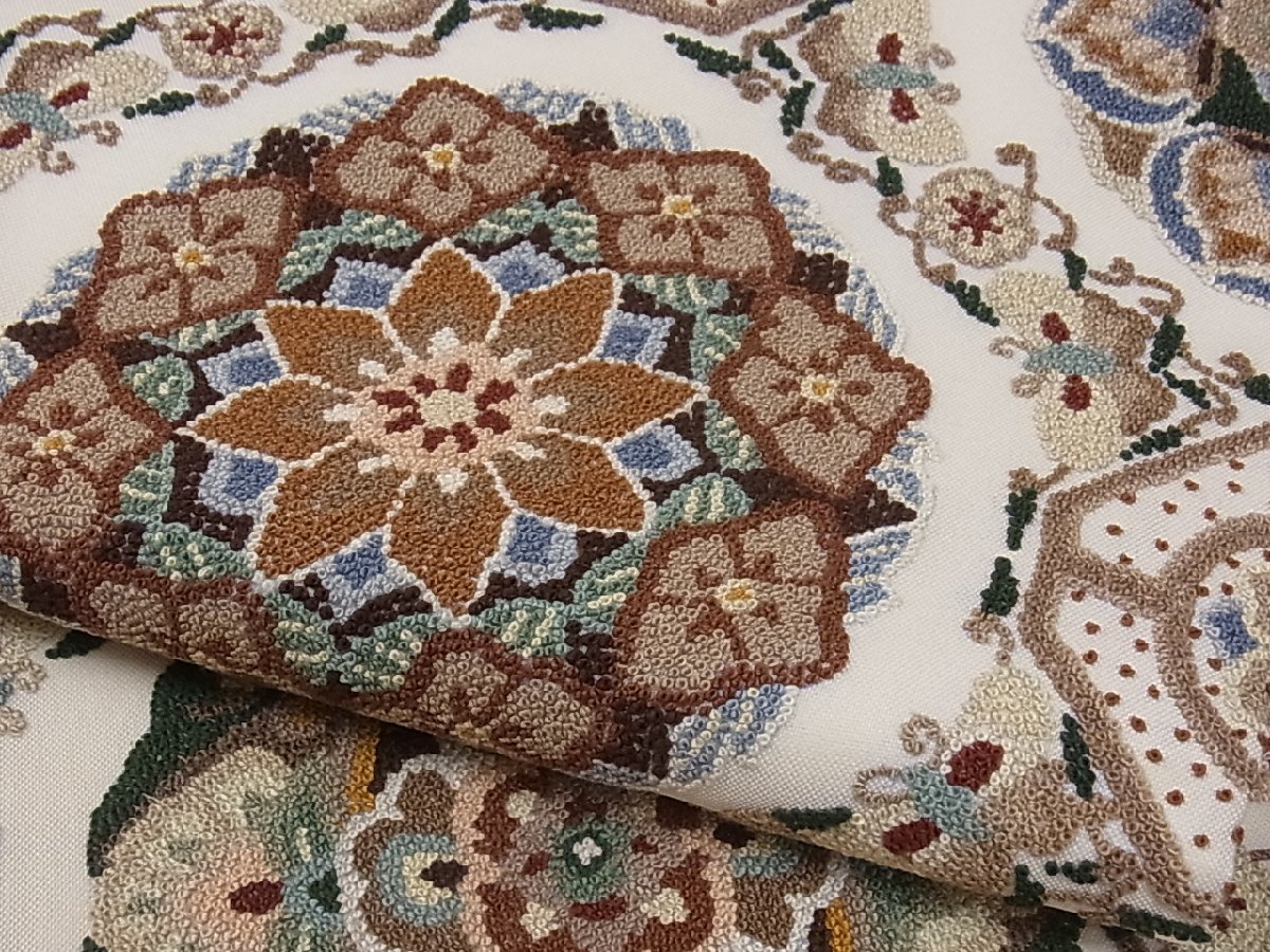 着物屋こころ□極上 太鼓柄袋帯 総刺繍 飛鳥花陶器文 黒地 金銀糸 正絹