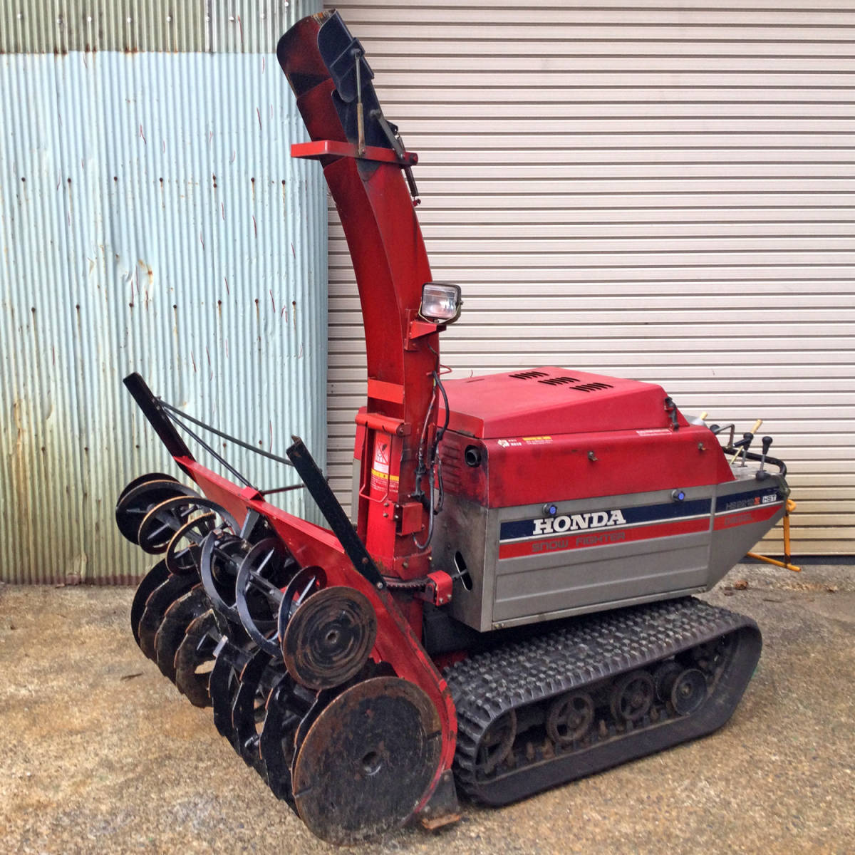 ホンダ：中古除雪機 HS2212Z 22馬力ディーゼル「スノーファイター