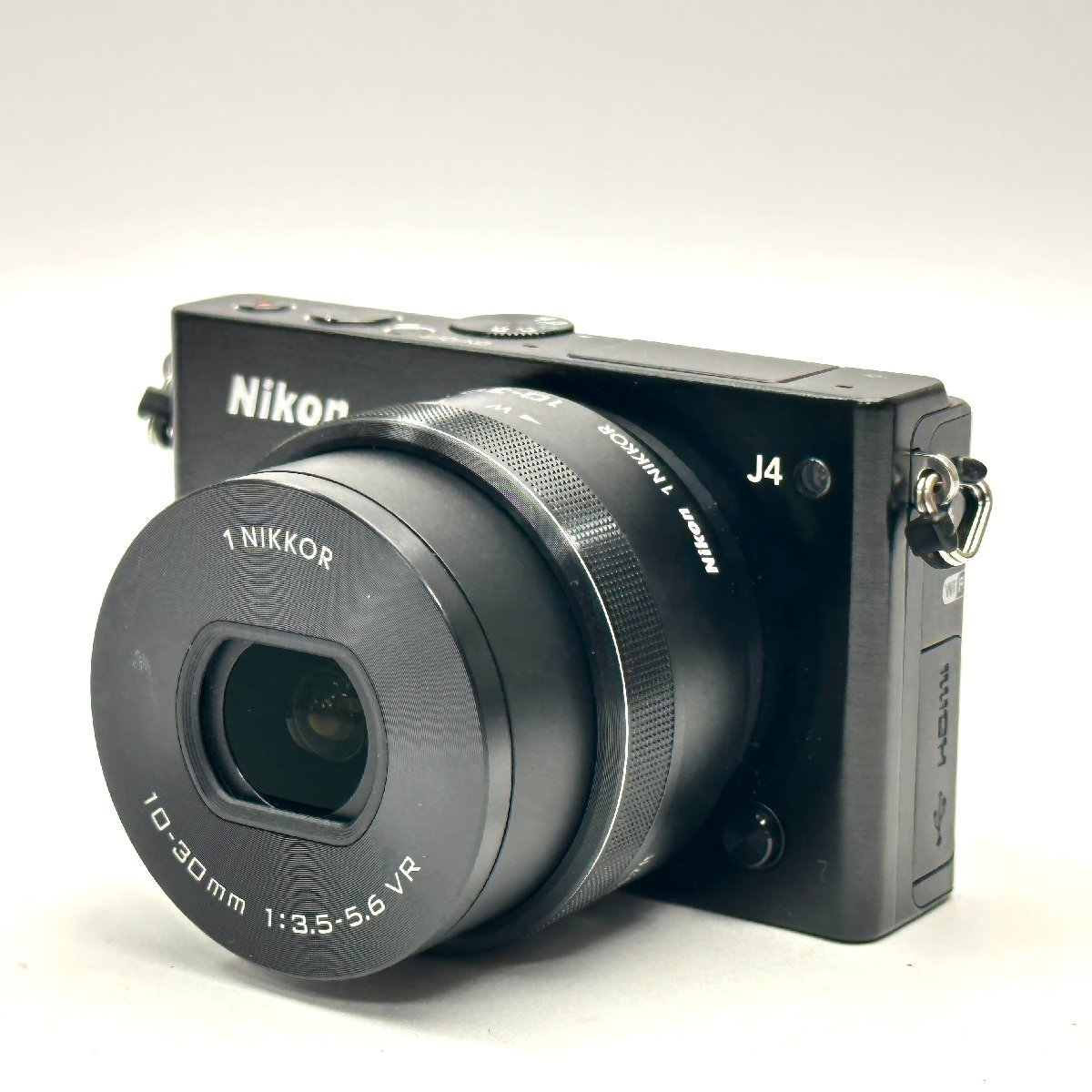 rm) Nikon 1 J4 ミラーレス一眼 ダブルズームキット 10-30mm 30-110mm 
