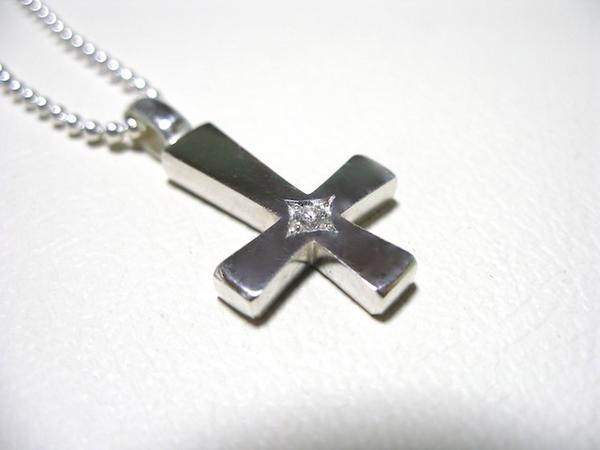 藏】 新品未使用 大人可愛い 輝きが強い 0.20ct K18YG ダイヤ
