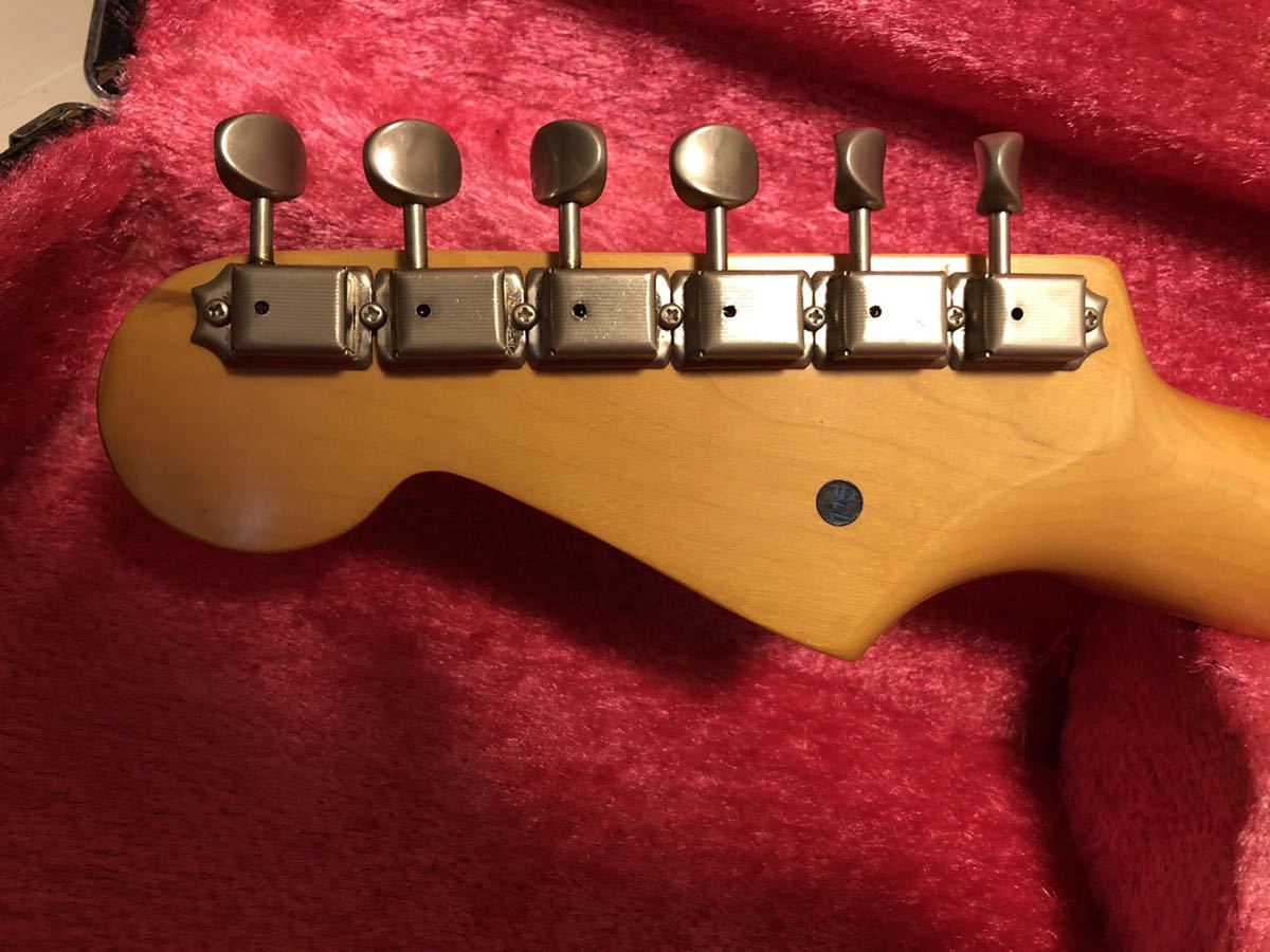 1982年製 Fender Stratocaster JVシリアル ST62-115 OHSC付