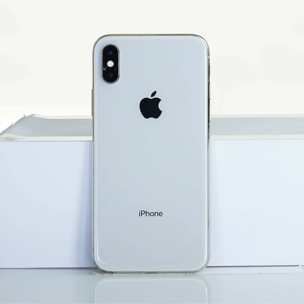  iPhone X 256GB SIMフリ―シルバー 本体 訳あり品 MQC22J/A 白ロム(iPhone)｜売買されたオークション情報、yahooの商品情報をアーカイブ公開 - オークファン iPhone