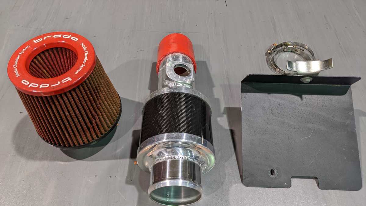 送料無料 brado トヨタ 200 ハイエース/レジアスエース 2.7L ガソリン