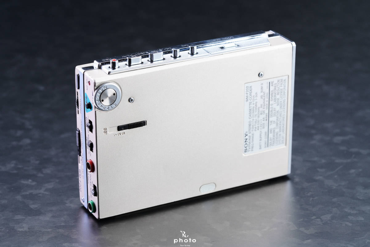 ☆美品・動作〇☆ SONY ソニー WALKMAN FM/AMラジオ 録再機 ポータブル 