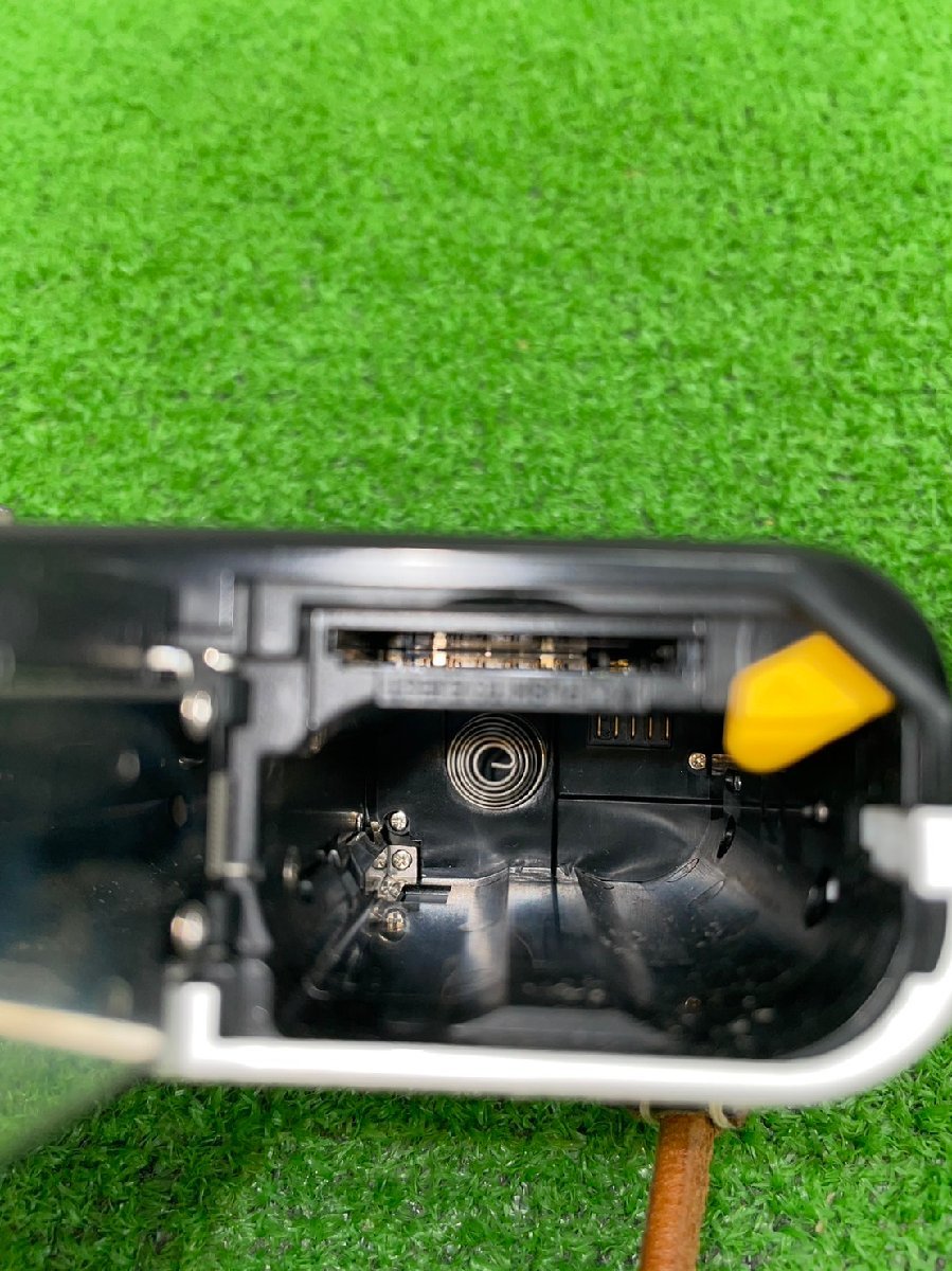 ☆1927　中古　ミラーレス一眼キット　Nikon　ニコン　Nikon1 V1 / 10mm F2.8 Nikon ニコン 0 S2WZWH 中古ニコン 標準パワー