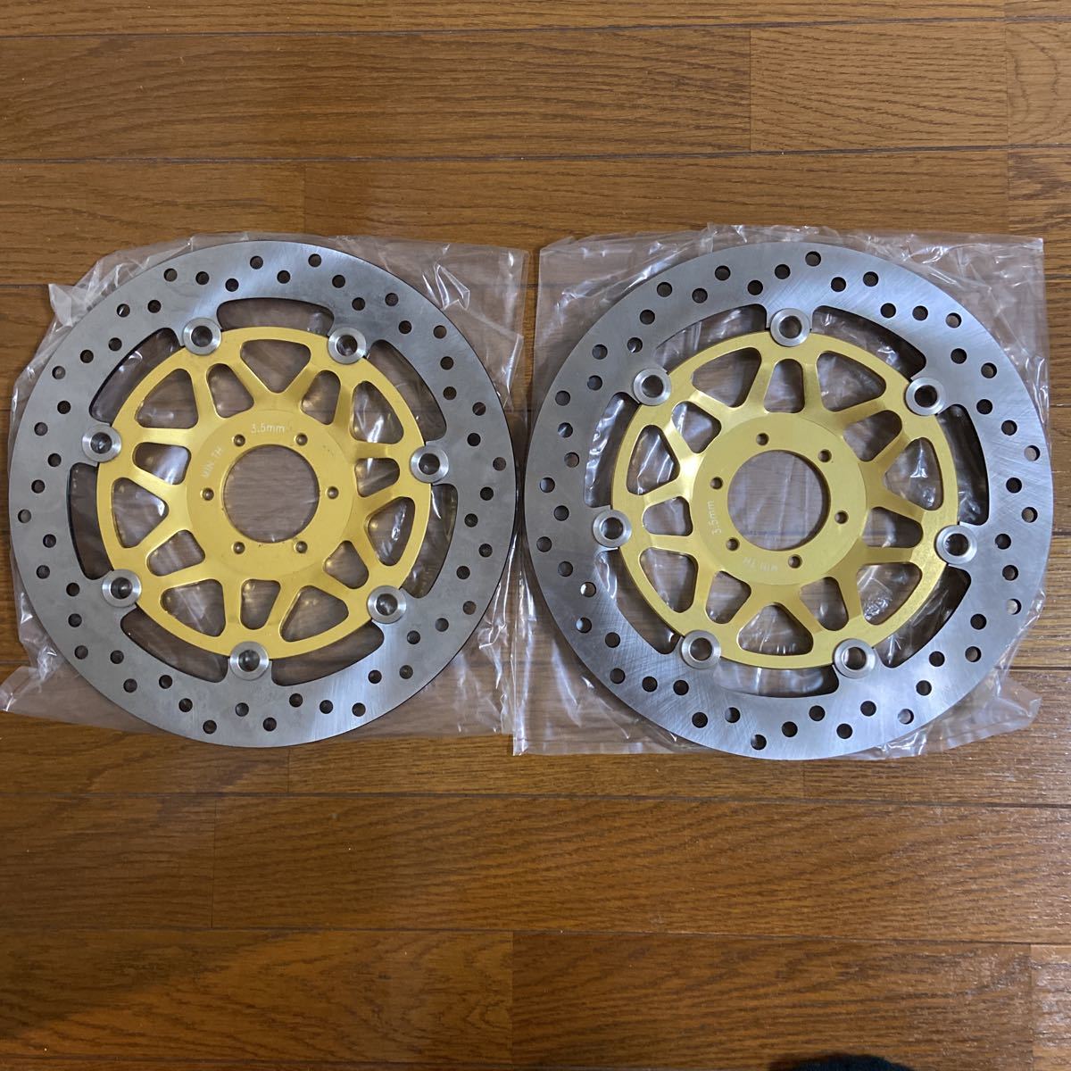 CB400SF フロントブレーキディスク ホンダ 純正 バイク 部品 中古 NC39 | 右 cb400sf 2枚 フロントブレーキディスクローター Arashi 左 ブレーキディスクローター